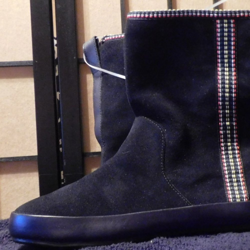 GAP BOOTS SHORT BLACK NEW - Picture 2 of 4